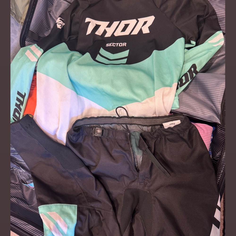 Thor Motocross Outfit